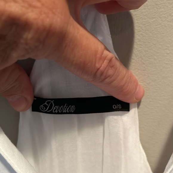 Devotion Maxi Dress - Picture 4 of 6